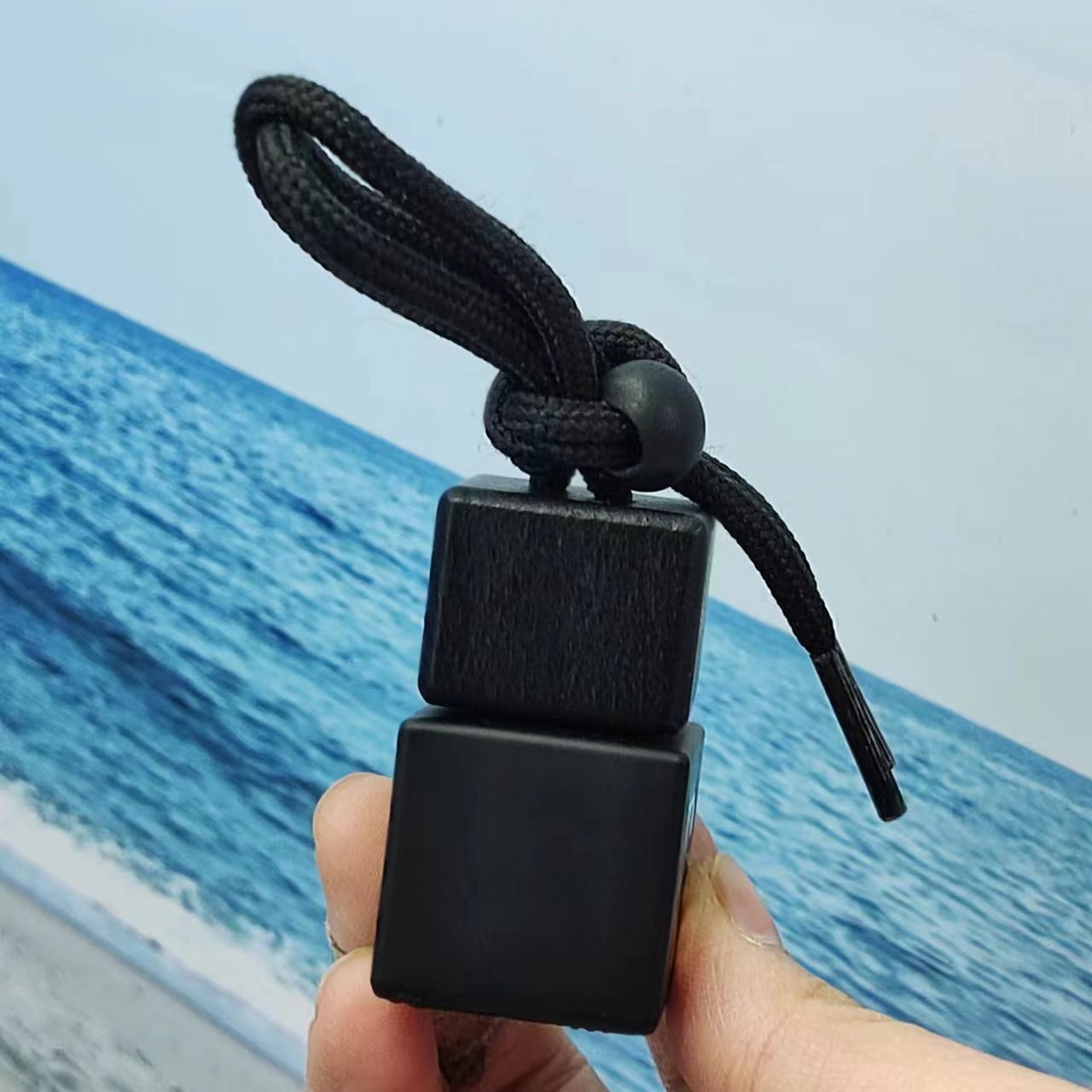 Wholesale Recyclable 5ml 8ml 10ml Air Freshener Diffuser Empty Frosted Car Hanging Perfume Bottle With Black Wooden Cap