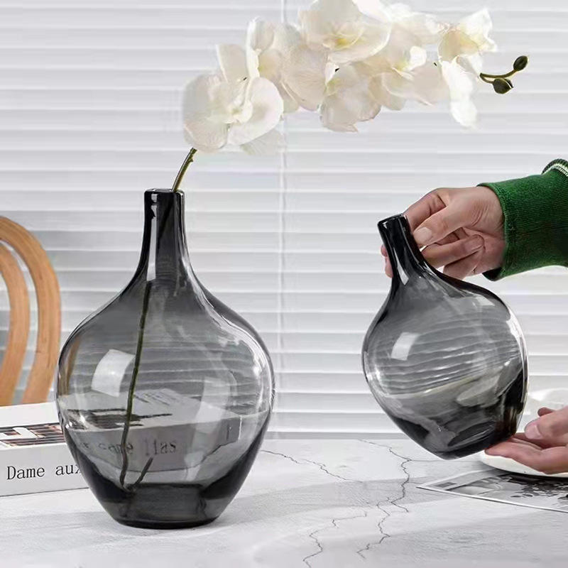 Hanging bell flower arrangement ornaments Table and bedroom decorations, Japanese style water-based vases, glass vases