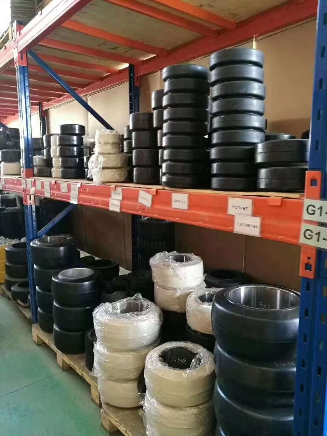 Factory Price Durable  330x145x194 mm Solid Rubber Drive Traction Press on Tire Wheel For Toyota CROWN Forklift /Truck