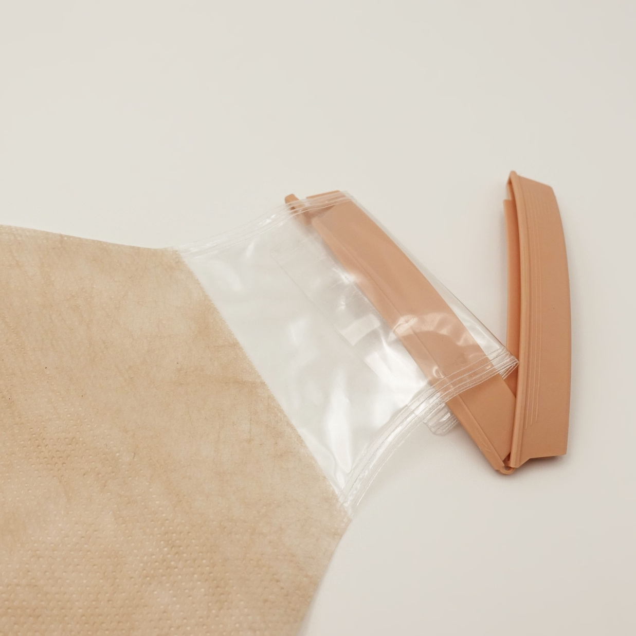 Medical Colostomy Bag One Piece Stoma Ostomy Bags Disposable Urostomy Bag Manufacturer Stoma Care