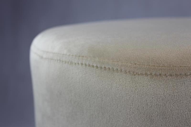 Hot Selling Velvet Dinning Chair Round Ottoman With Gold Chromed Base For Home  Used