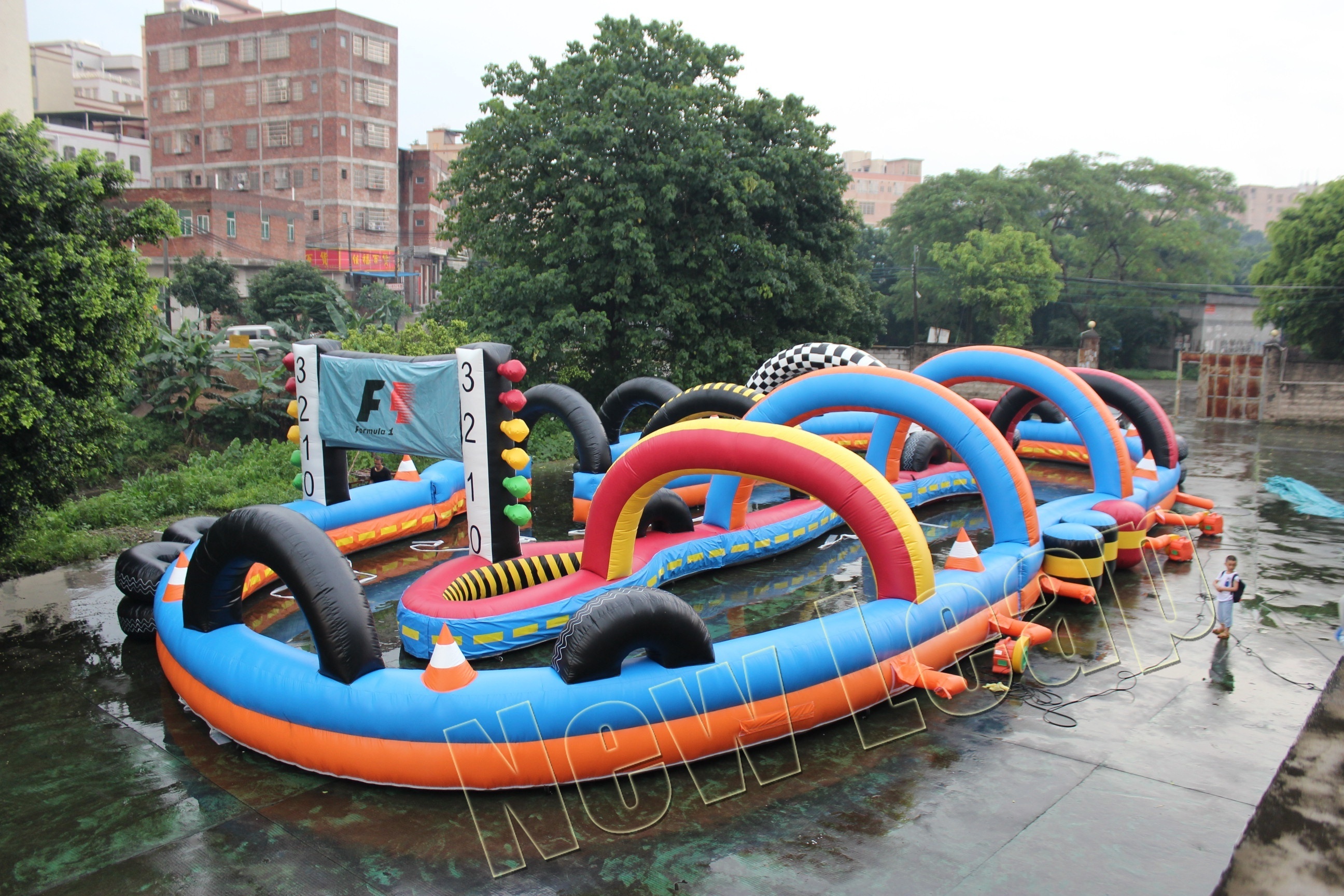 Outdoor inflatable race track for sale go karts race track sport game