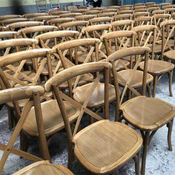 Stackable Hotel Banquet Restaurant Outdoor Wedding Event Furniture Solid Wood Cross Back Party Event Chairs