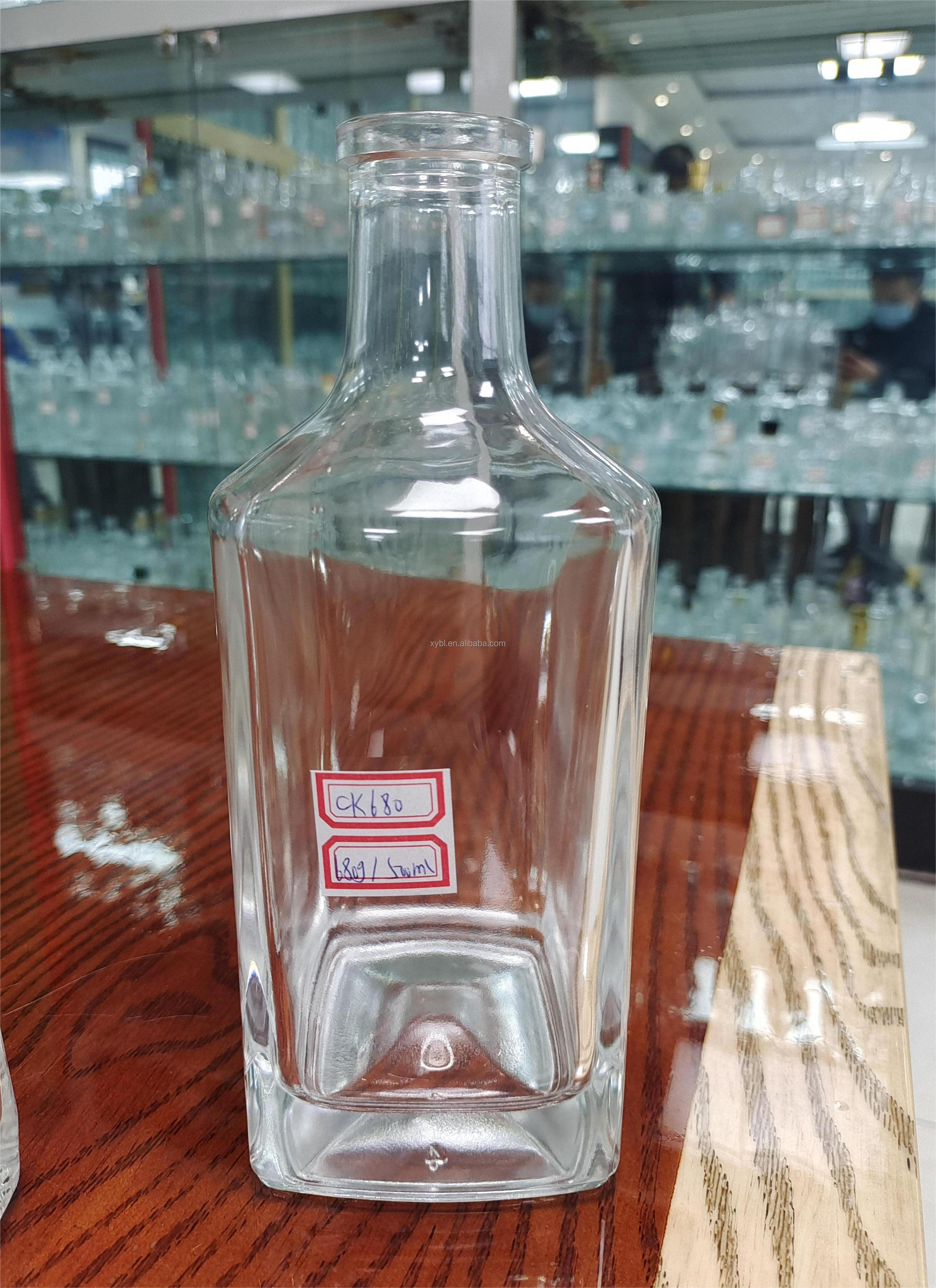 500ml 700ml 750ml Factory direct sales personalized unique patron tequila cocktail glass bottle