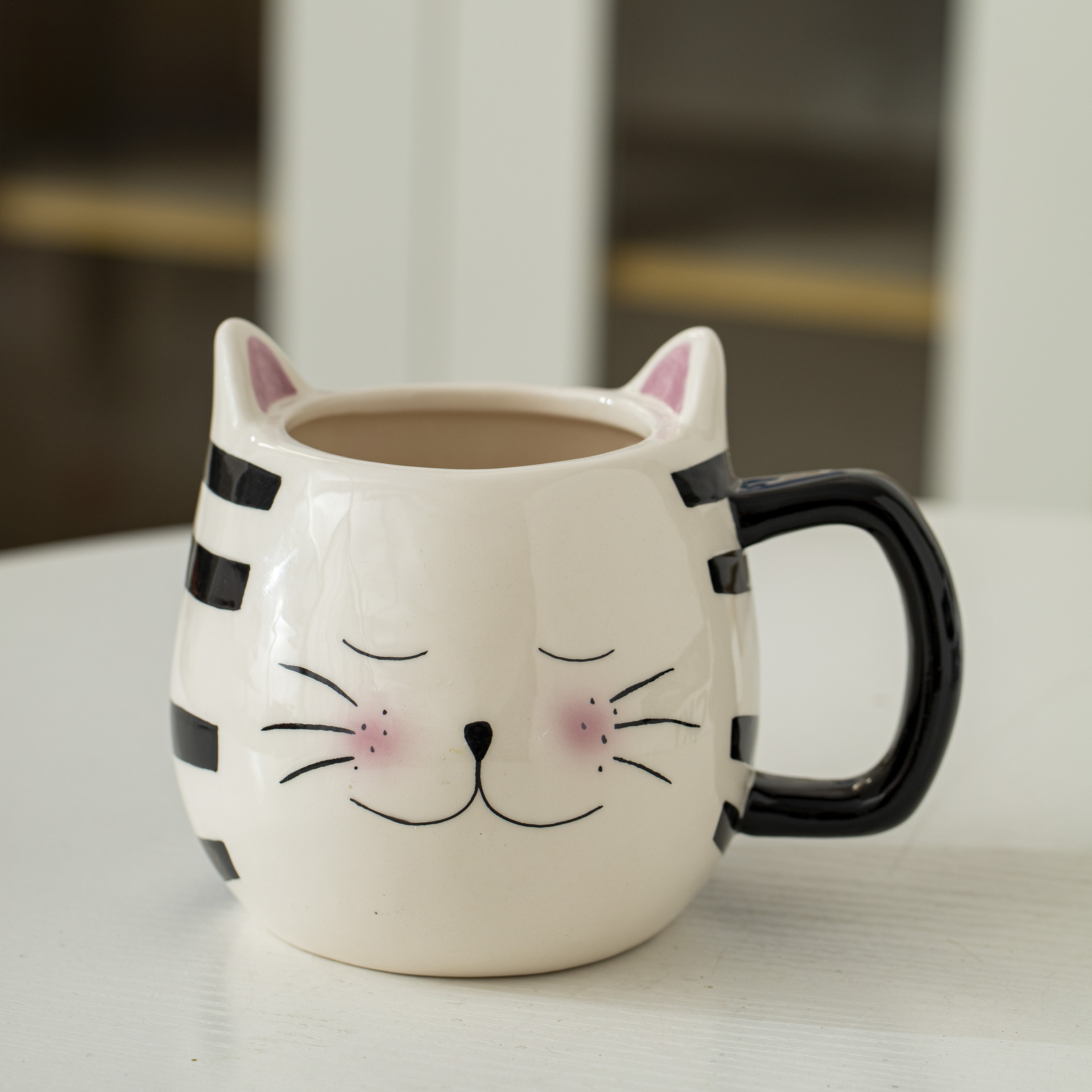 Promotional gift ceramic dolomite coffee mug custom logo 3D mug cartoon  cat shape mug