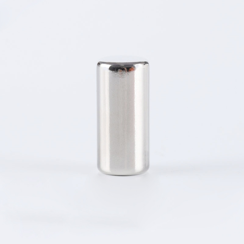 N52  Cylinder Magnetic Axial Diametrically Magnetized Round Cylinder Neodymium Magnet Materials