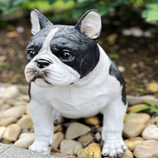 New Arrival Gallery Decoration Resin Sculpture Painting Dog Statue for Home Decoration