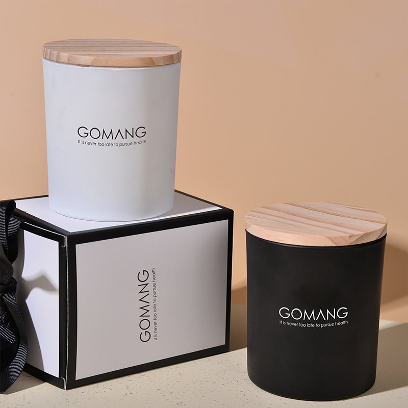 Gomang wholesale custom private label candles 8oz soy wax scented candle with wiite black glass jar