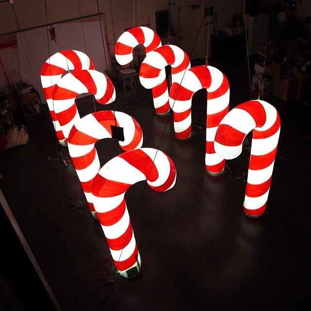 2024 Hot sale inflatable Christmas candy, inflatables ornaments giant candy canes, inflatable candy sane with led