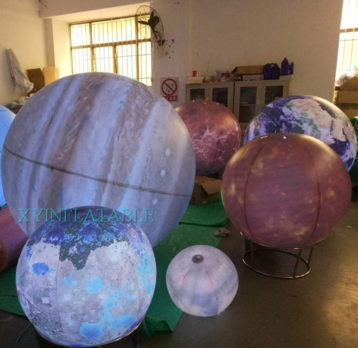 Hot sale inflatable planet balloon, large led inflatable hanging planets for decoration