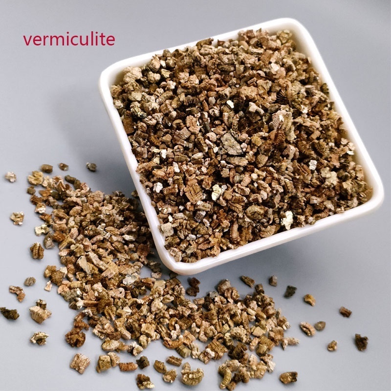 High quality crude vermiculite horticultural agricultural golden yellow expanded vermiculite pellets wholesale at low price