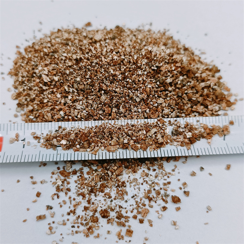 Wholesale golden vermiculite 1-3mm expanded vermiculite for seedling cuttings