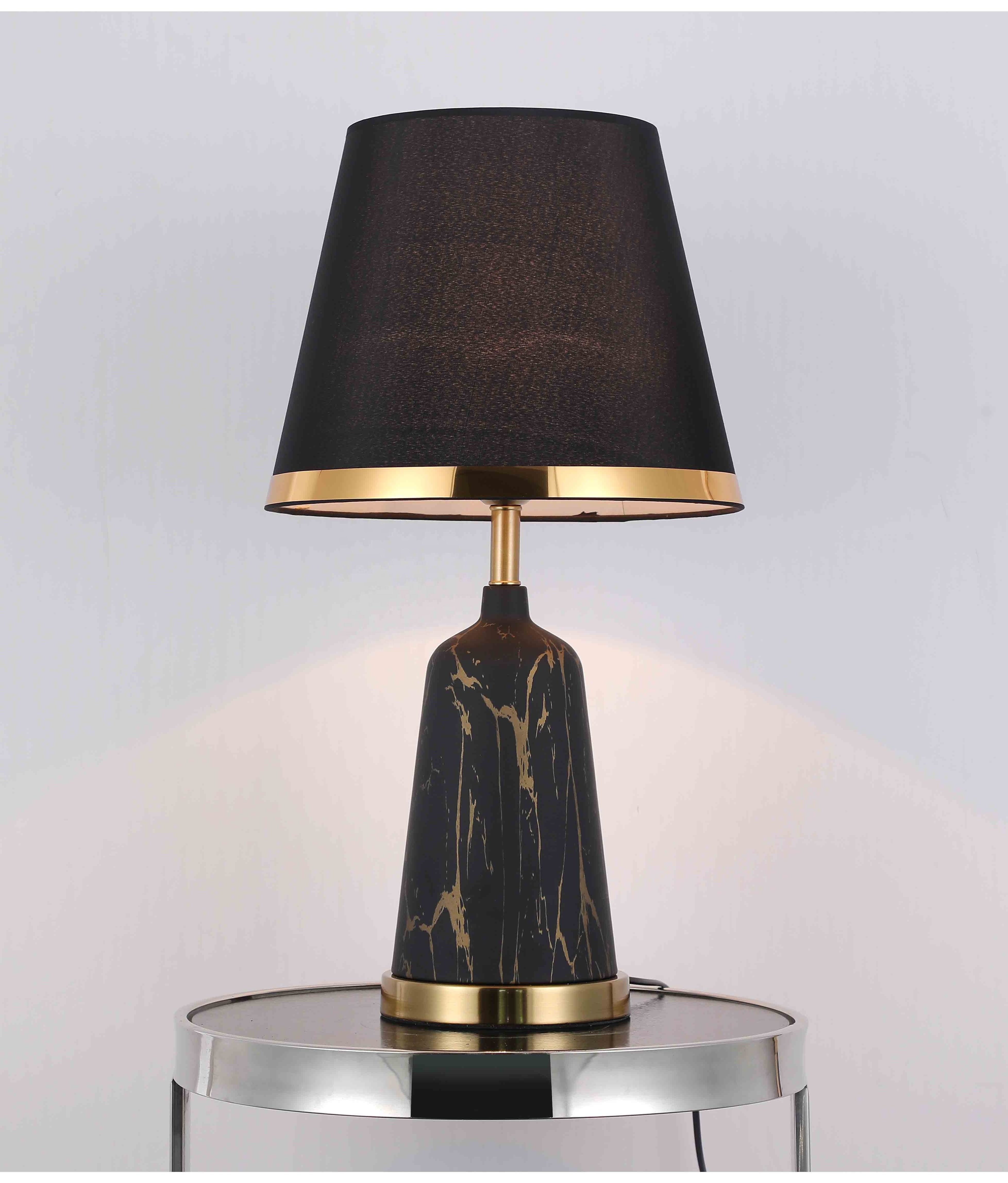 Factory direct  Bedroom & Living Room luxury  decorative table lamp