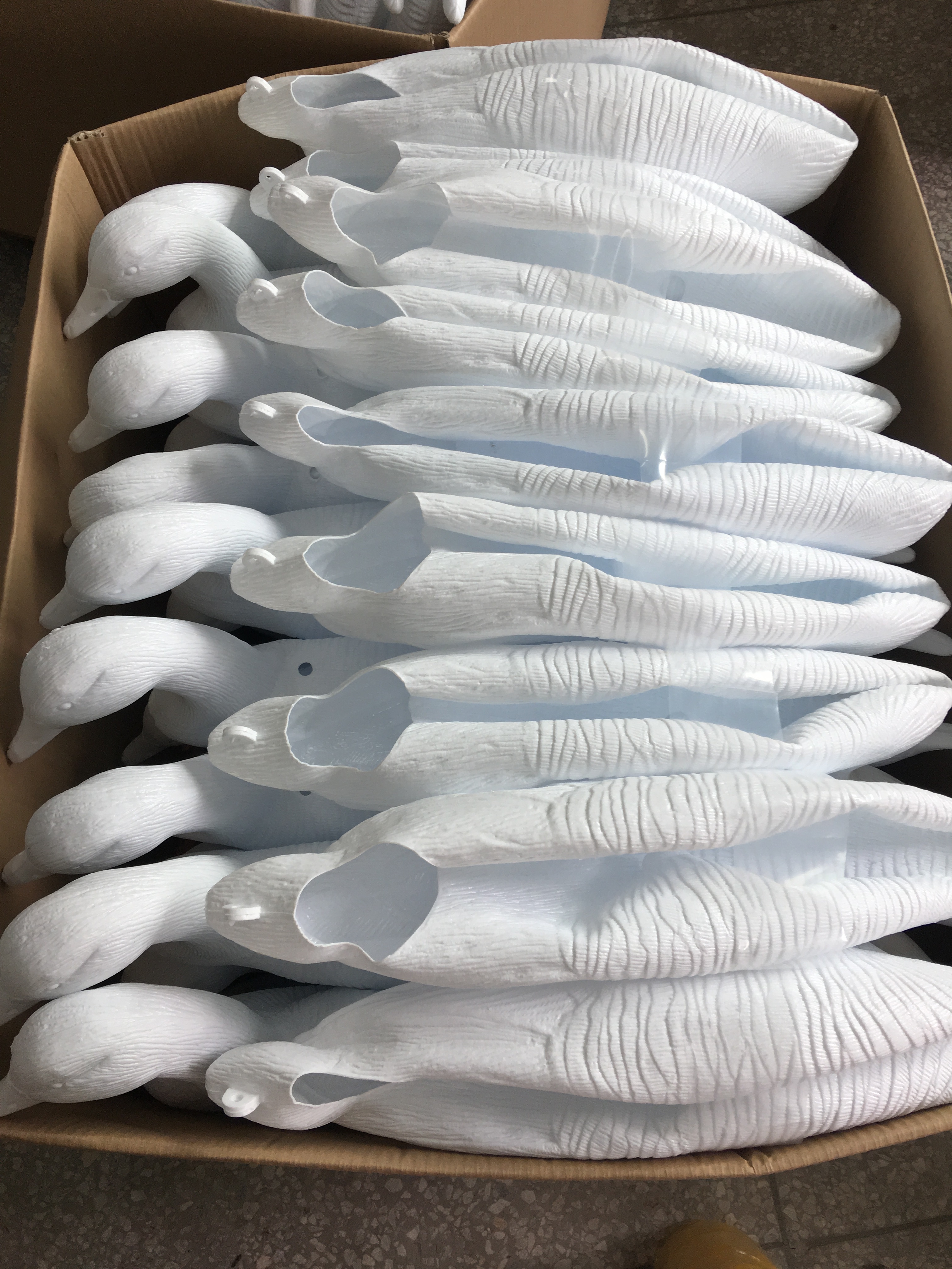 Dongguan Xingyuan New Design snow goose decoys for hunter hunting , EVA foam snow goose decoys