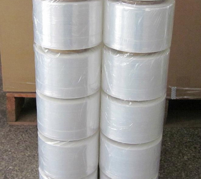 Factory Price 17 Mic Lldpe Stretch Film Shrink Hand Jumbo Roll Cast Pallet Wrap for Packaging Liquid Storage Industrial Use