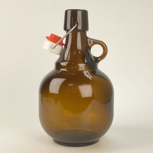 Wholesale 34oz Round Water Kombucha Amber Glass Wine Beer Growler Half Gallon Jugs Bottles With Buckle Rubber Stopper