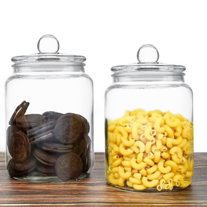 High Quality 128OZ 1 Gallon Borosilicate Round Storage Candy Glass Food Jar With Lids In Bulk