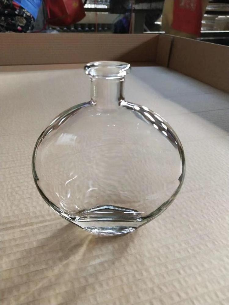 wholesale 200ml 350ml square flint swing top glass bottle with cork