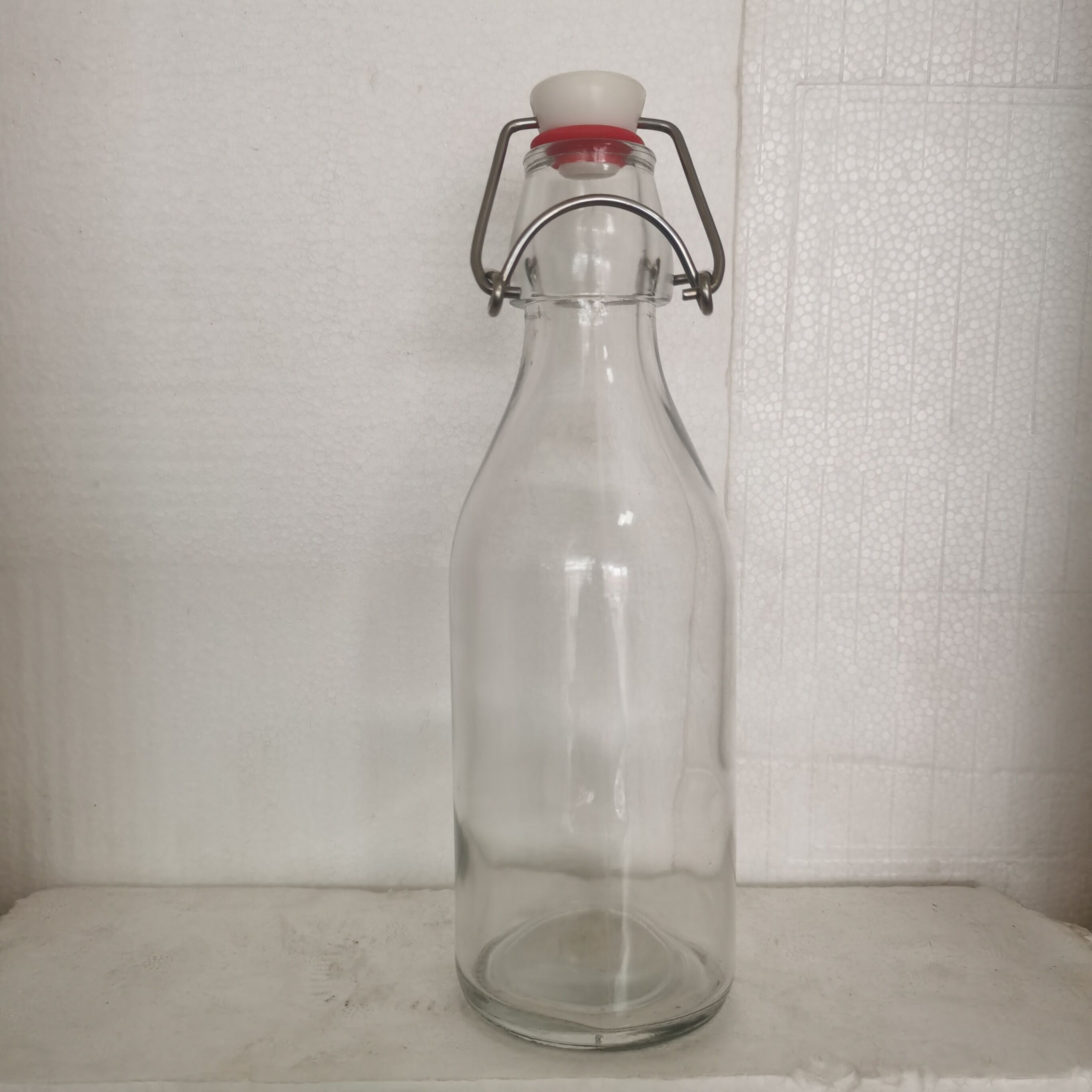 wholesale clear 100ml  250ml 500ml  1000ml glass bottle with ring swing top cap