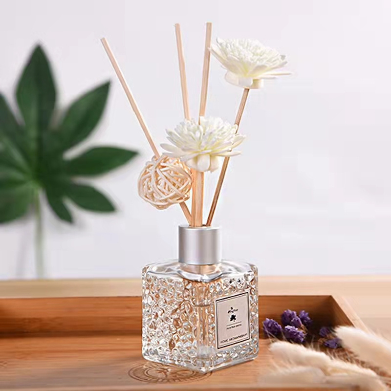 100ml clear empty square embossed flower home car decoration perfume glass diffuser bottle with gold silver cap