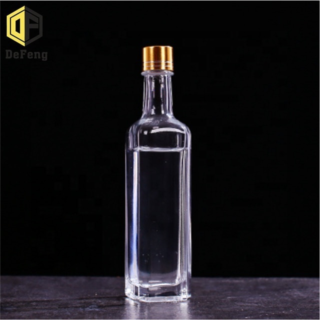 Square mini glass bottle 30ml 50ml 100ml wine glass bottle liquor glass bottle with cap