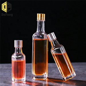 Square mini glass bottle 30ml 50ml 100ml wine glass bottle liquor glass bottle with cap