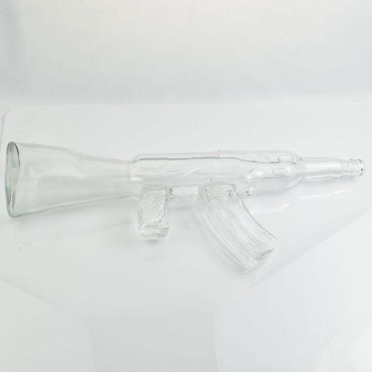 Special shape glass AK 47 unique 750ml gun shape tequila wine glass whiskey vodka bottle with glass rubber stopper