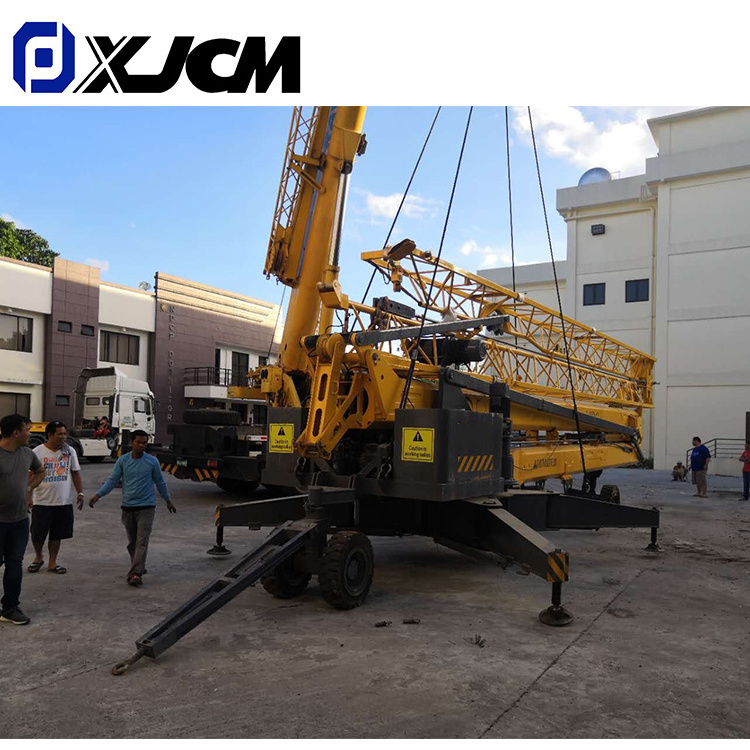 Small luffing tower crane Construction 4 Ton Mini  Crane lifting Mobile Tower Crane Price