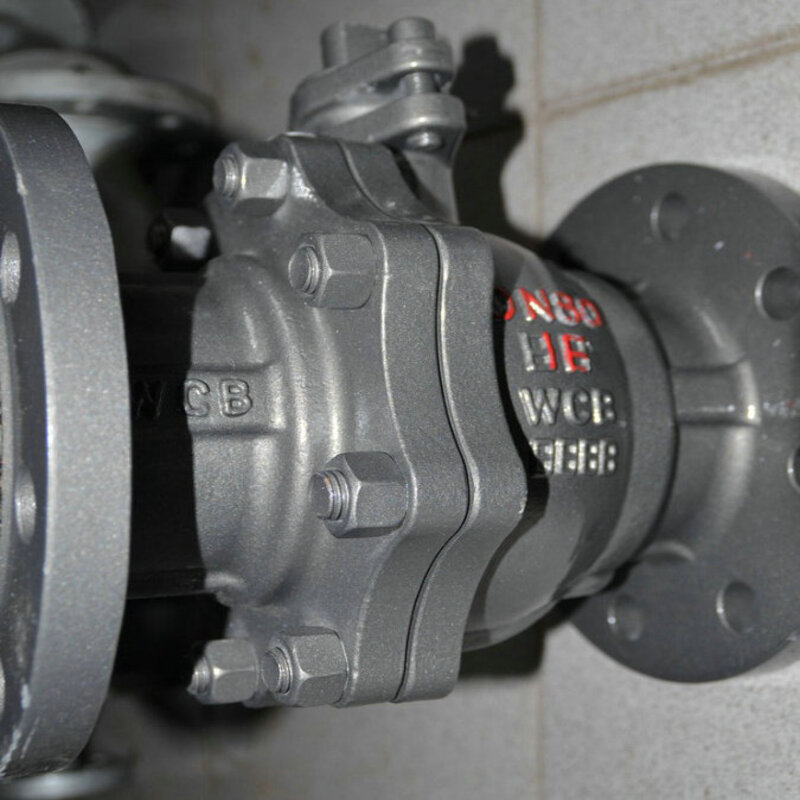 High Quality Pn16 Dn50-dn150 Cf8 Stainless Steel Flange High Temperature Ball Valve