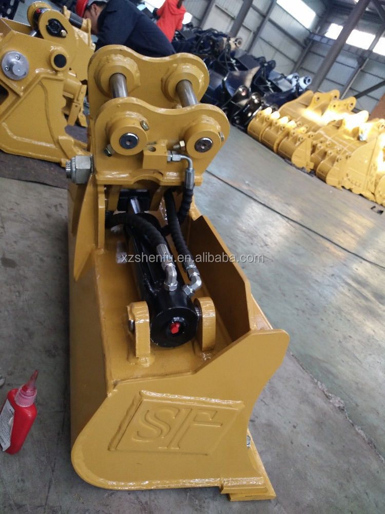 Excavator attachments of 1.5 ton mini excavator machine tilt bucket for sale