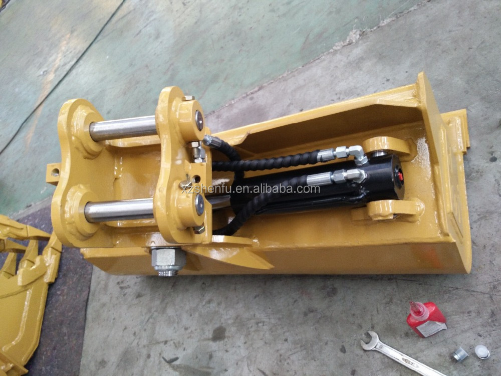 Excavator attachments of 1.5 ton mini excavator machine tilt bucket for sale