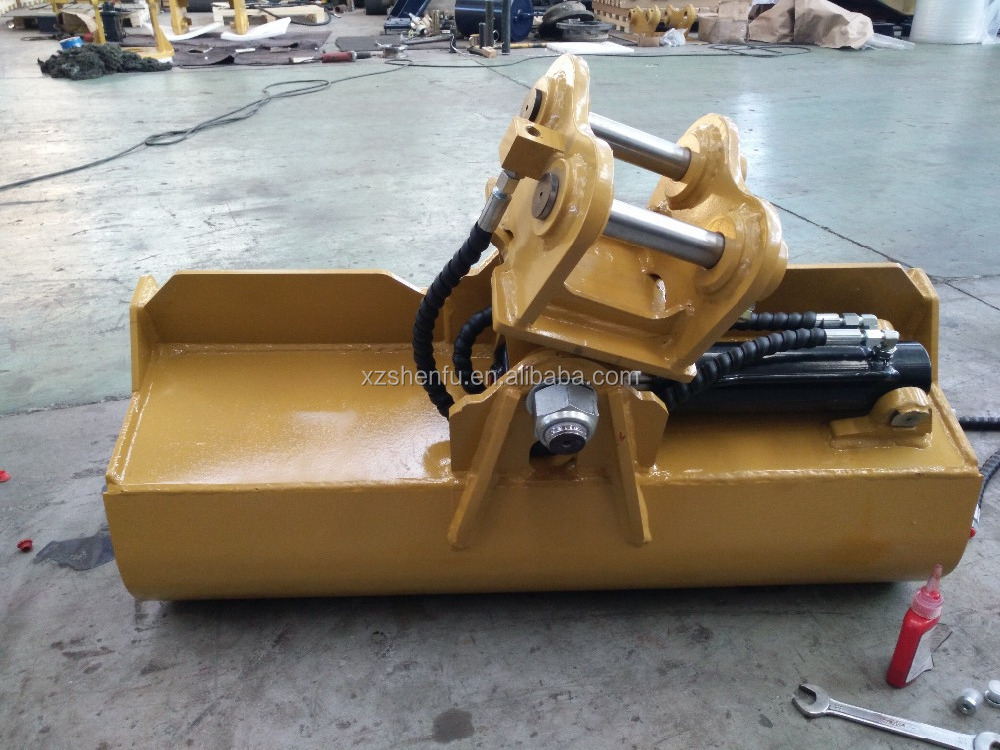 Excavator attachments of 1.5 ton mini excavator machine tilt bucket for sale