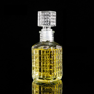 Wholesale Gift Luxury Mini Pot En Verre Square 50ml 100ml Patron Drink Liquor Glass Bottle