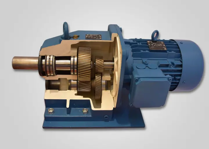 R Series Inline Helical Gear Reducer Electric Motor Speed Gearbox With Flange Installation