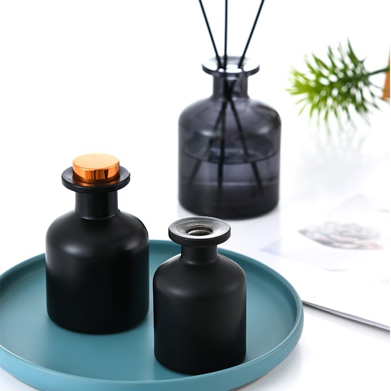 50ml 150ml 250ml Empty Luxury Round Black Perfume Aroma Oil Reed Glass Diffuser Bottle With Reed Diffuse