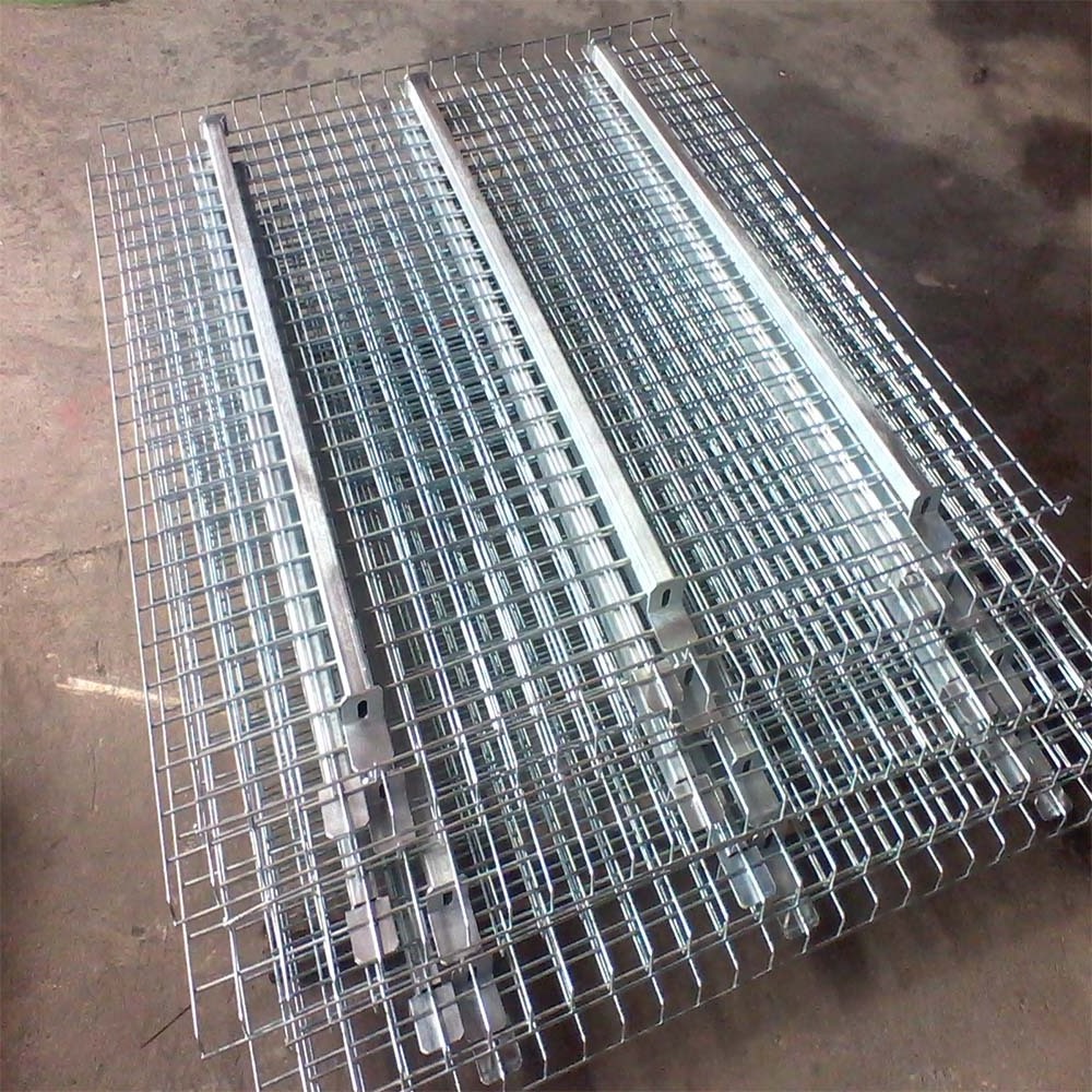 Heavy duty galvanized wire mesh deck