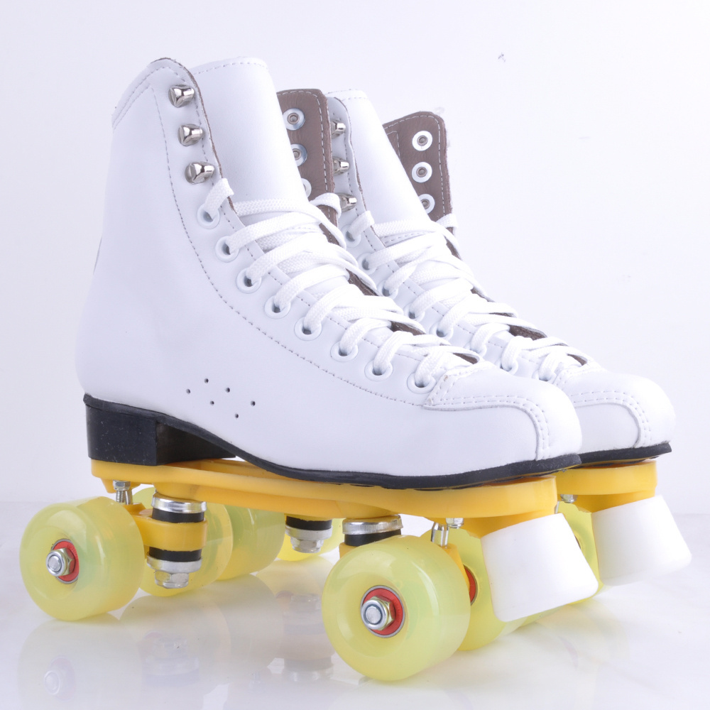 Wholesale high quality rental roller skates for skates rink or field durable 4 PU wheels roller skates patines de 4 ruedas