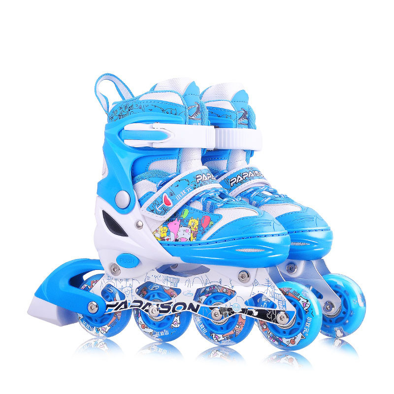 China TOP 1 Hot selling 4 PU full flashing roller  inline skates with helmets for children in stock