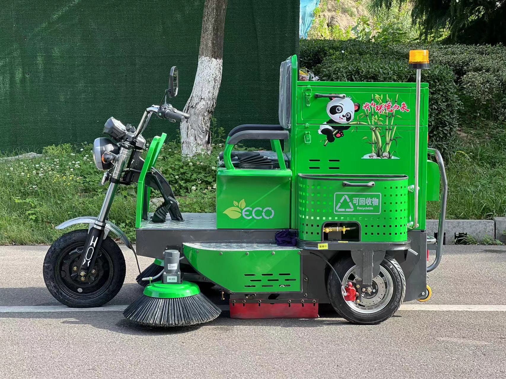 Industrial Road Sweeper is used to sweep Leaves and Stone Sand from the Factory Road Park dock pavement