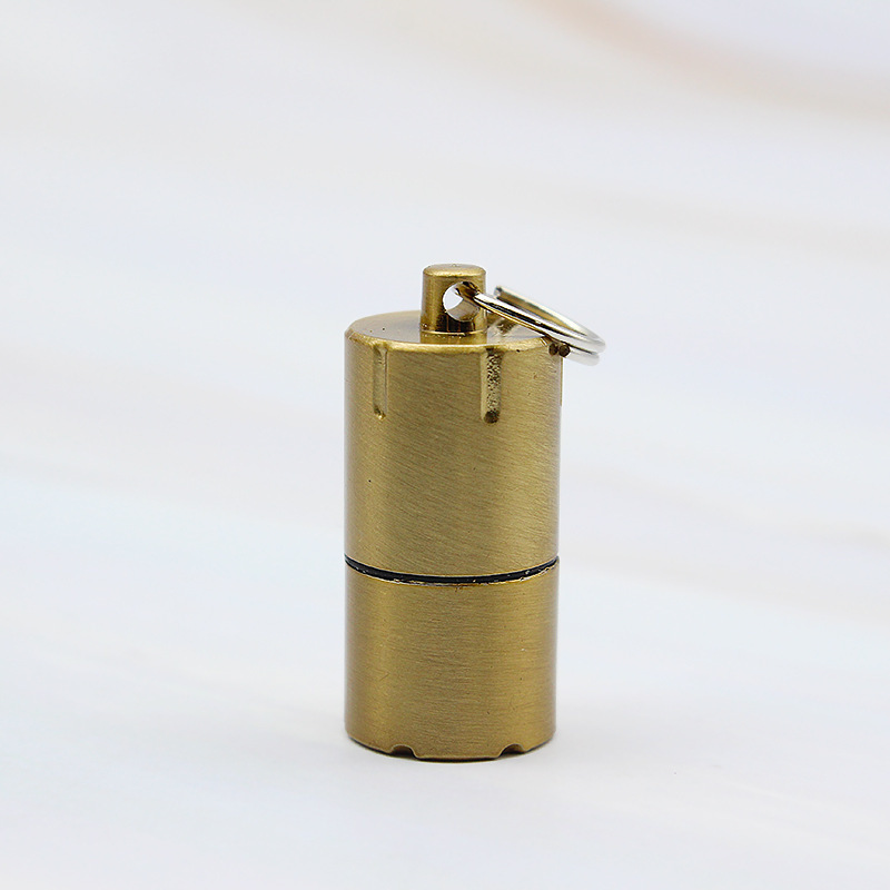 Small oil machine Creative key chain pendant type outdoor kerosene lighter