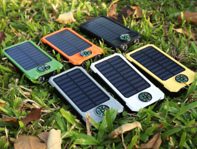 Manufacturer Cheap 20000mAh Waterproof Solar Power Bank with Compass Two Strong Flashlight Solar Charger 20000mAh with Hook Up