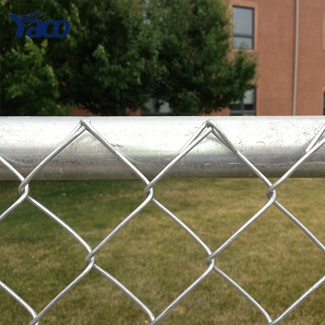 4ftx100ft Galvanized Cyclone wire fence cheap goat fencing