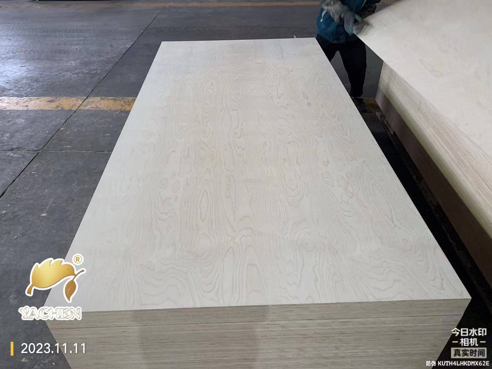 4*8 18mm Full Baltic Birch Plywood Sheet Used For Kitchen Cabinets