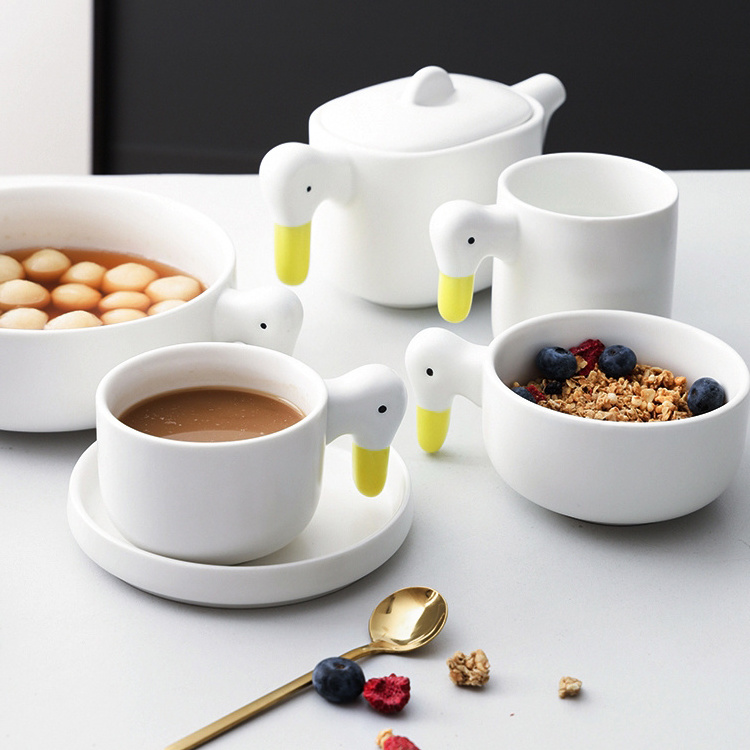 Personalize Matte Glaze White Mini Coffee Pot With Cartoon Duck Shape Cute Ceramic Tea Pot Kettle