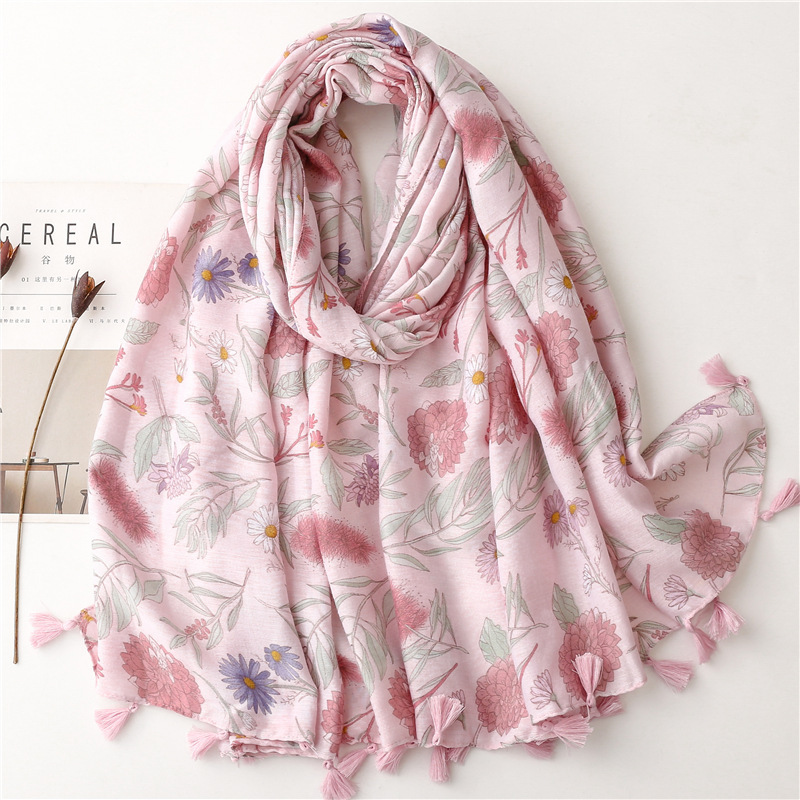 Wholesale Winter Warm Muslim Hijab Fashion Scarf Malaysia Arab Shawls Girls Fashion Viscose Cotton Pink Flower Printed Scarf