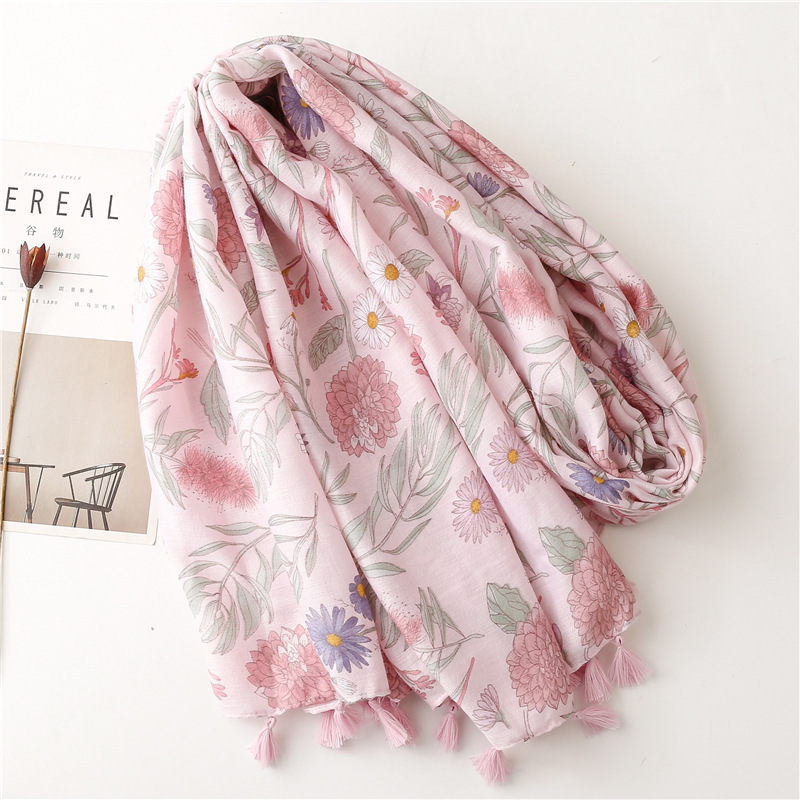 Wholesale Winter Warm Muslim Hijab Fashion Scarf Malaysia Arab Shawls Girls Fashion Viscose Cotton Pink Flower Printed Scarf