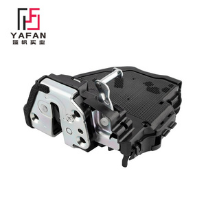 Car Door Lock Actuator Suitable For Toyota Prius C RAV4 Corolla 6906042020 69060-42020 rav4 door lock actuator