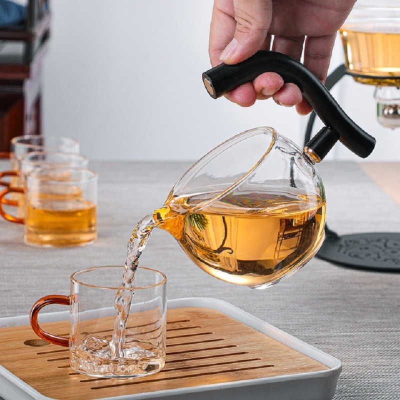 Chinese kongfu tea set heat water dispenser pot self-watering glass teapot with tea pot infuser