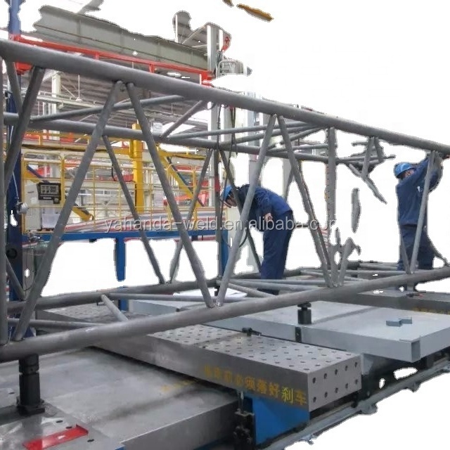 YAHANDA 3D welding table U beams U blocks with rail moving/stoping system for long and heavy welding pieces needs