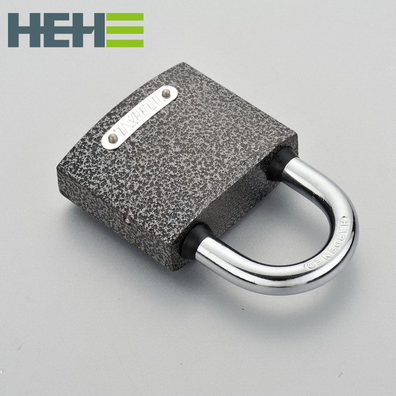 40mm 50mm 60mm Top Security Black Color Paint Iron Padlock With Waterproof Ring